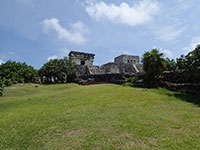 El Templo Del Dios Descendente (The Temple of the Descending God) at Tulum